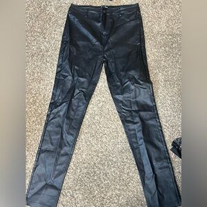 Skinny faux leather pants
